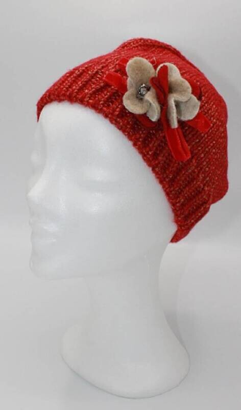 Red cap with Flower