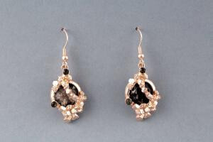 Boucles d'oreille d'or rose royal