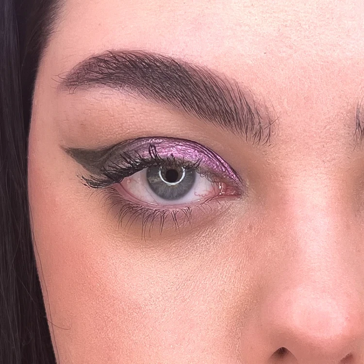 RARITY TRICHROME LIQUID EYESHADOW N°7 Alexandrite - Layla Cosmetics