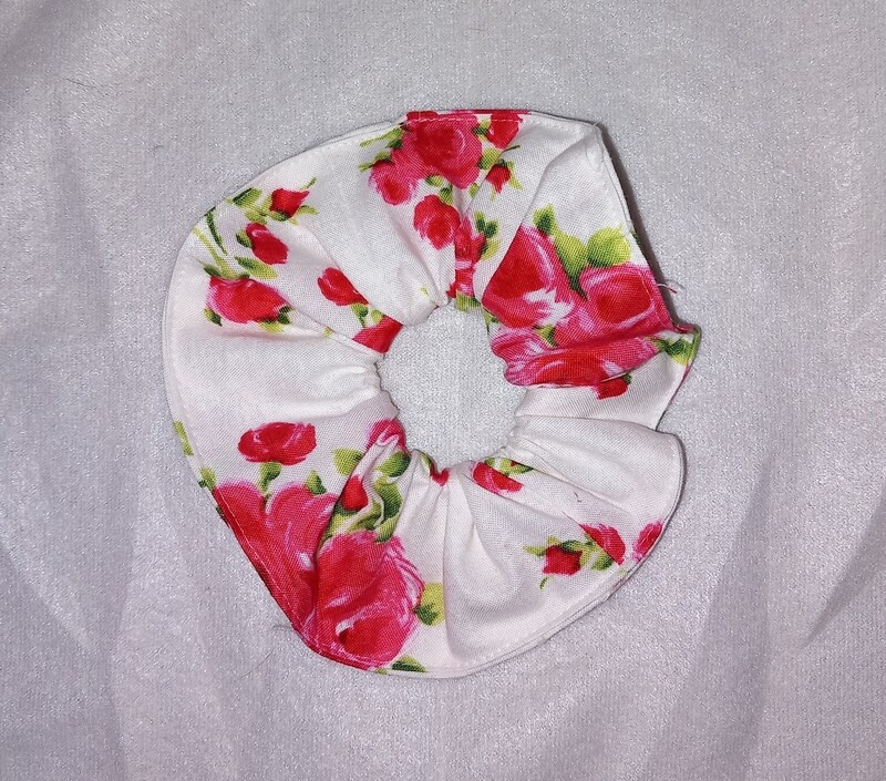 scrunchie wit met rozen