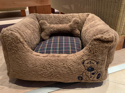 Empire teddy bed