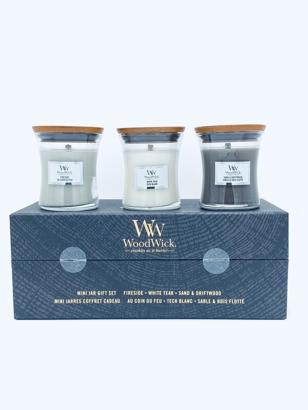 Woodwick giftset Fireside/White teak/Sand and Driftwood