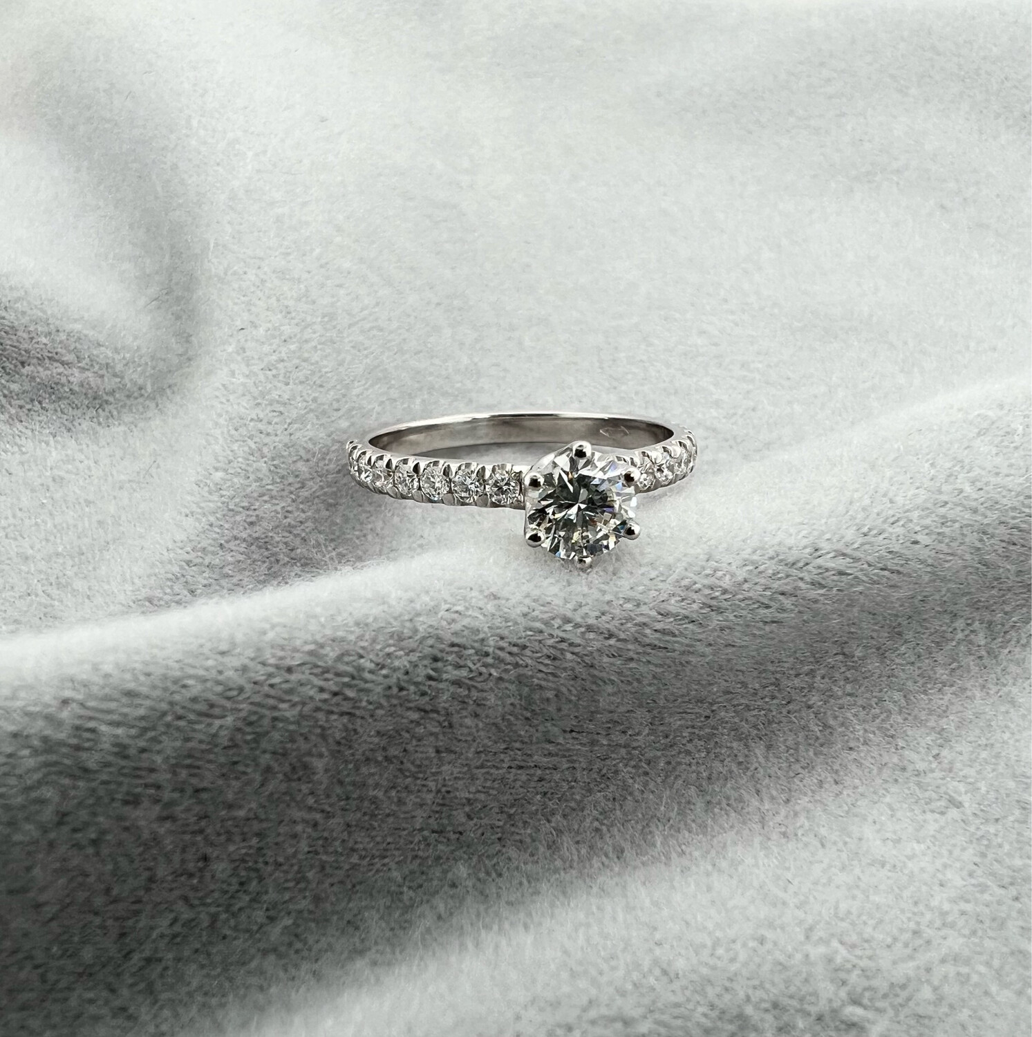 Solitair Pavé 0.51CT + 0.25CT