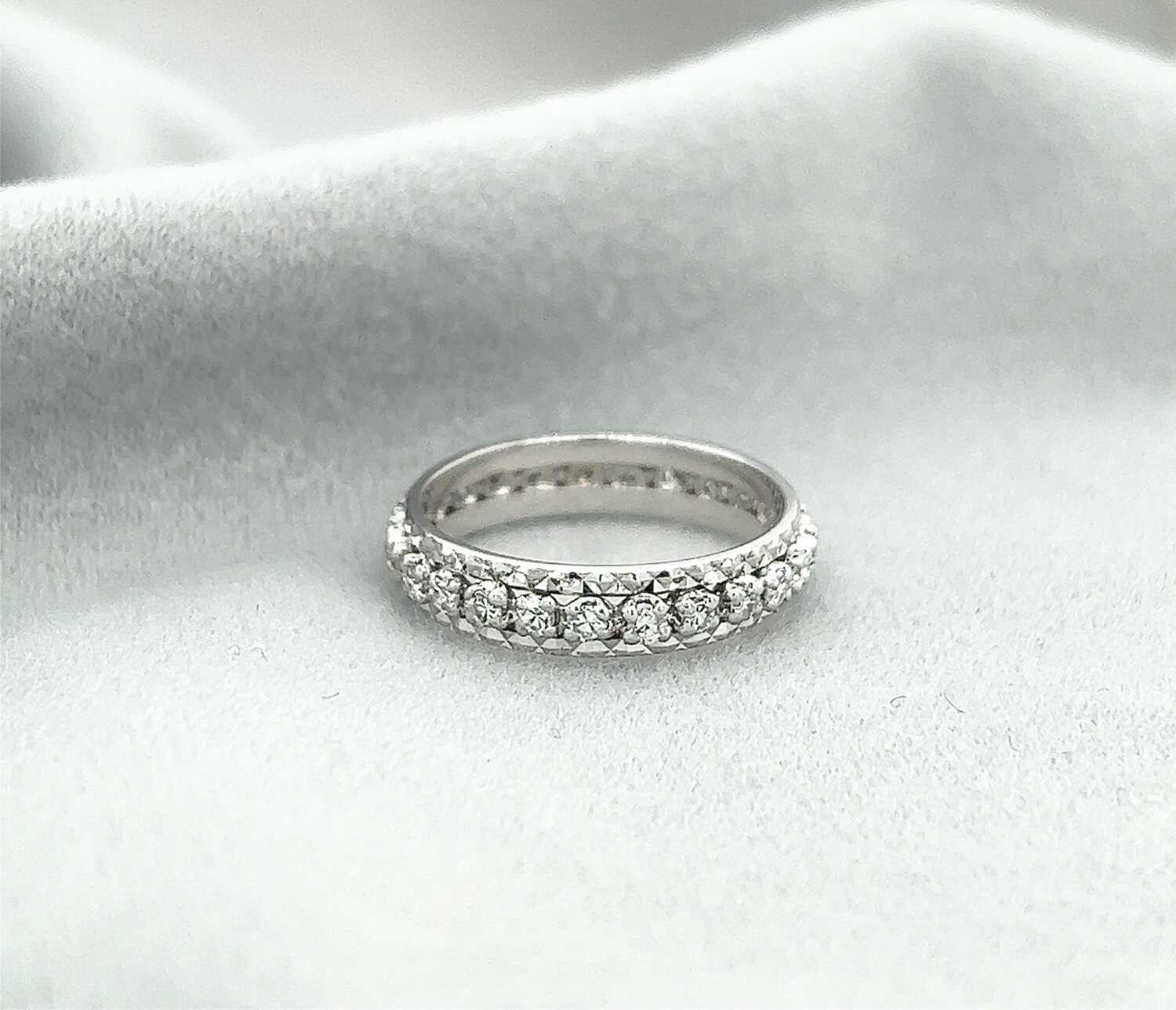 Vintage Spike Eternity 0.60CT