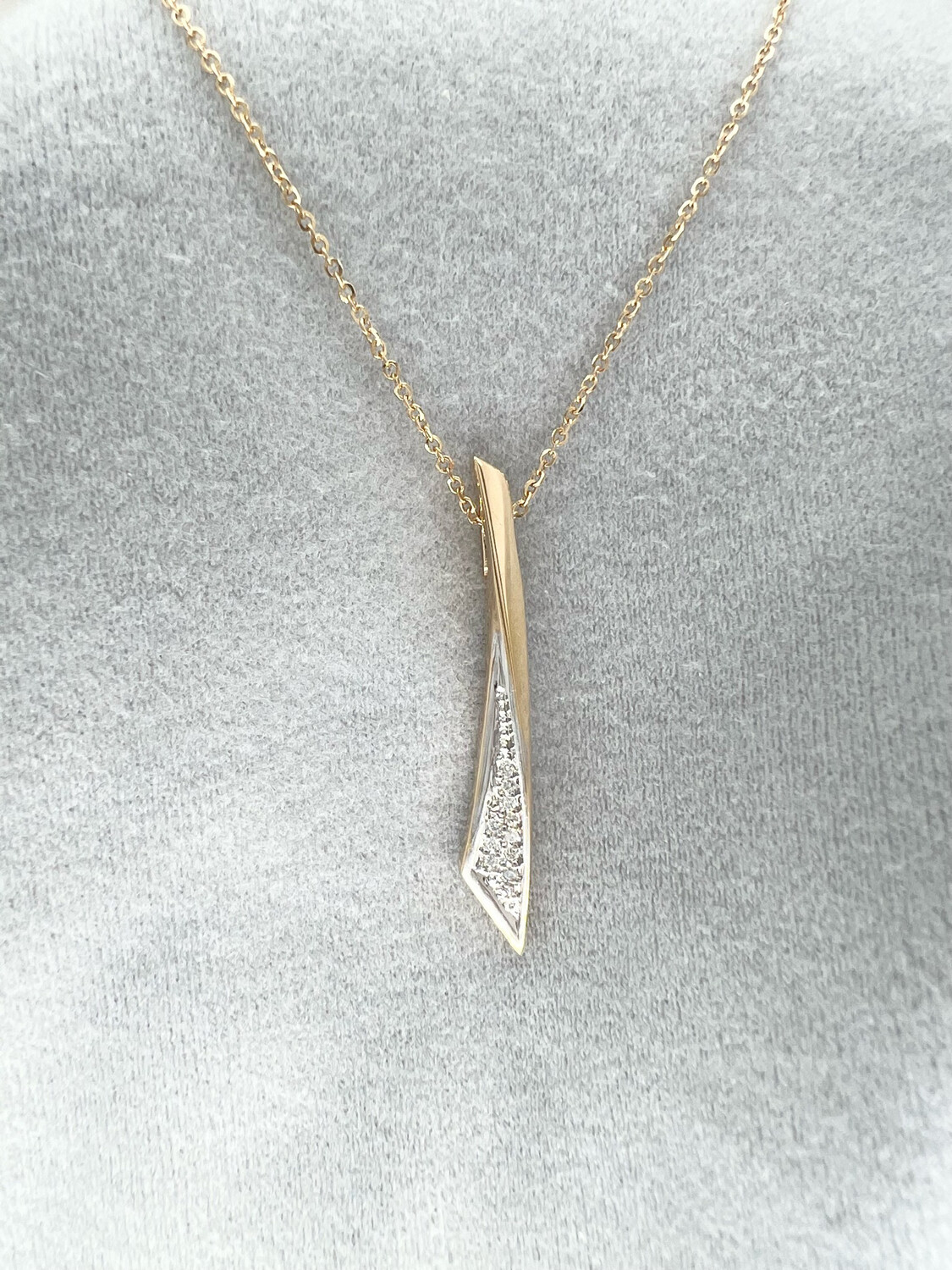 Ketting met diamant 0.05CT