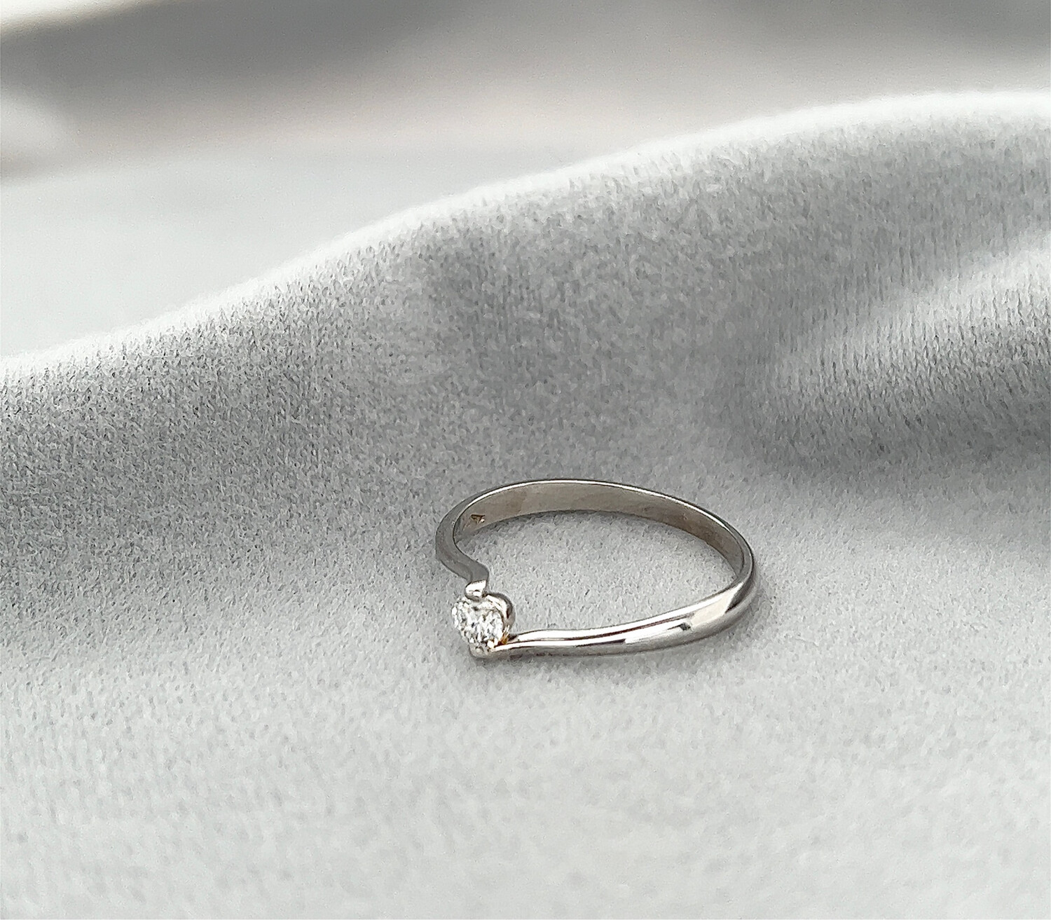 Solitair Twist 0.15CT