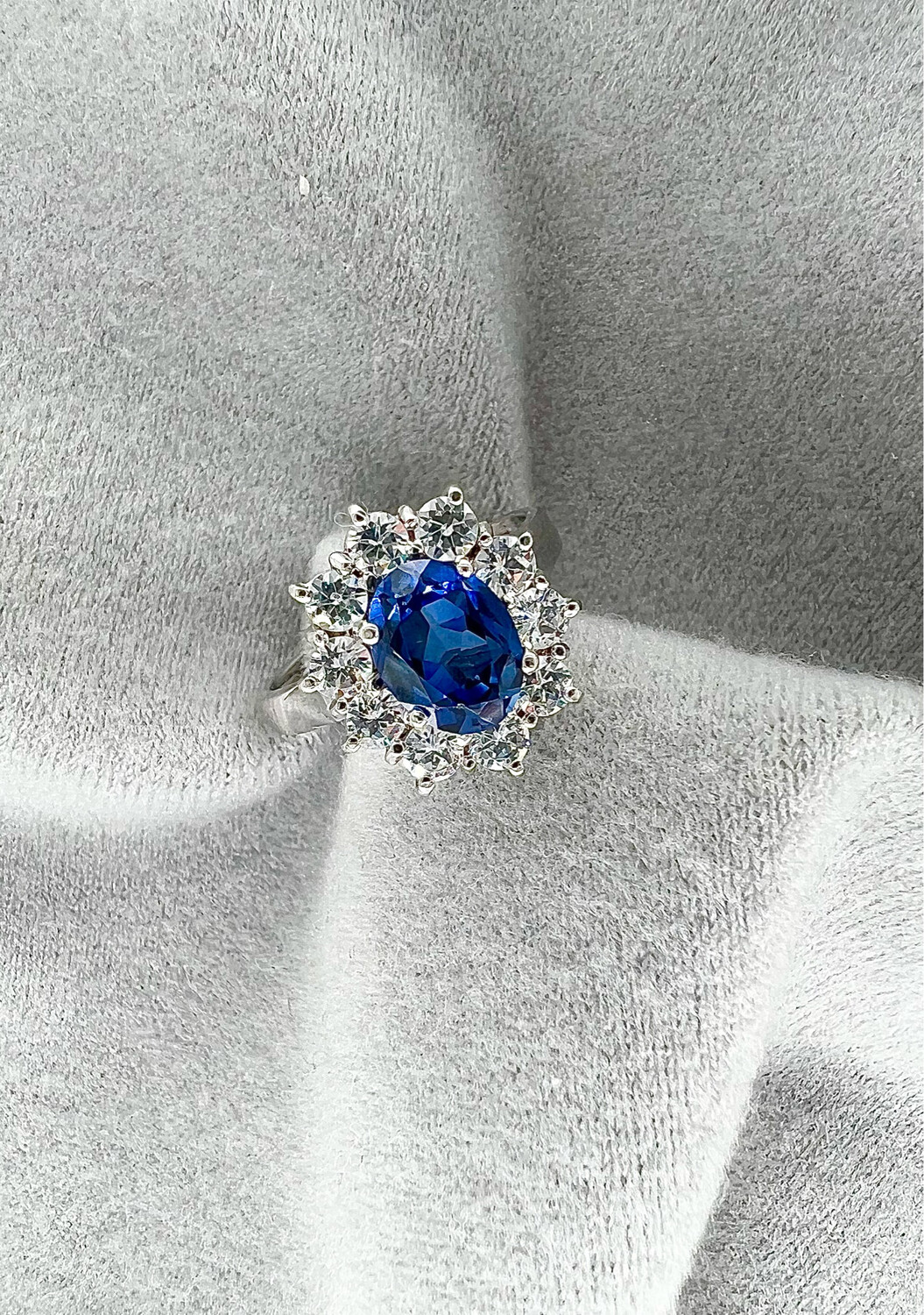 Diana Ring Saffierblauwe Zirconia