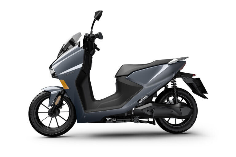 Horwin SK3 Blue Metallic *tot 160km afstand