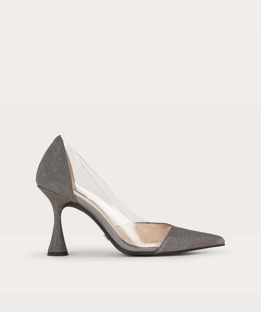 Josh V Aiyanna Pumps Smoke