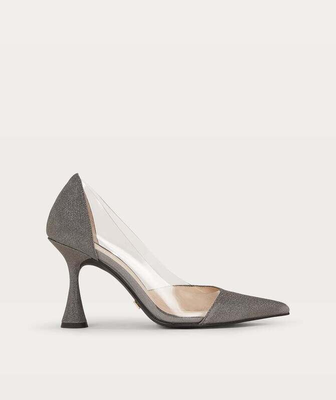 Josh V Aiyanna Pumps Smoke