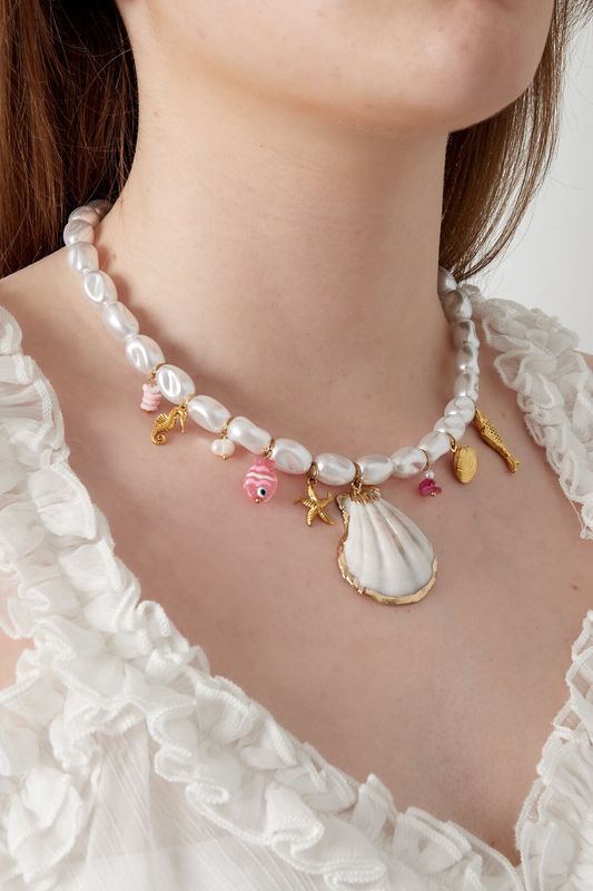 Shell &amp; Pearl Necklace