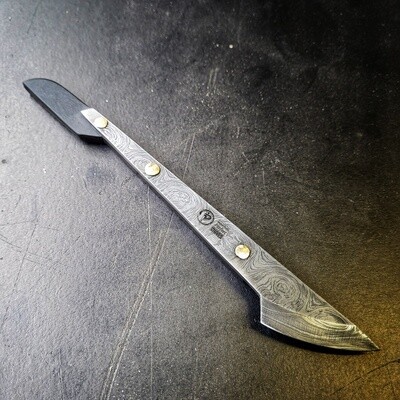 Kitchen plating scalpel