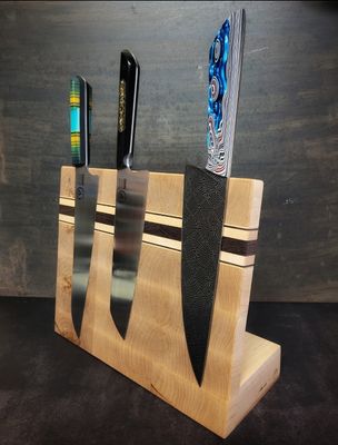 Plllank countertop magnet