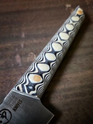 Shigoto G10 patterned