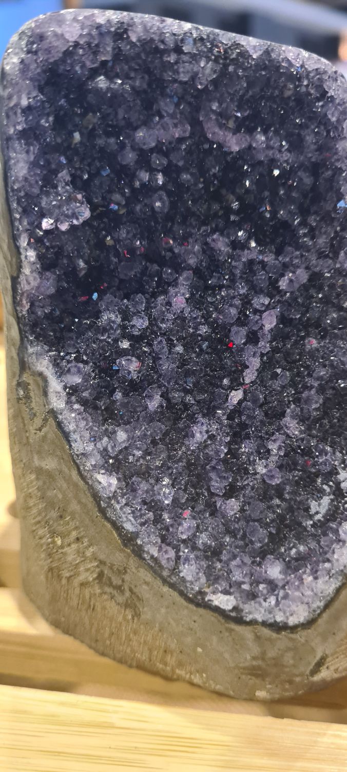 Amethyst cluster - Free standing