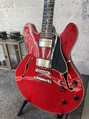 Eastman T386 Classic Red