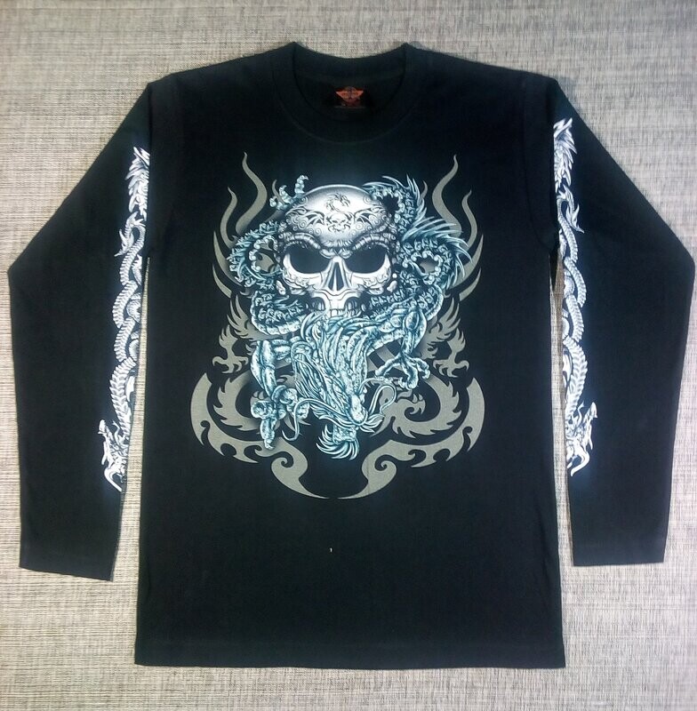 T-Shirt - M - Un Crâne Blanc Tatoué sur le Front d'une "Crâne Chauve-Souris" Entouré d'un Dragon Bleu Lumineux.