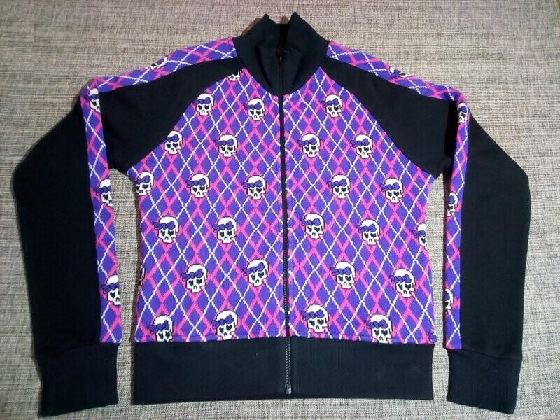Pull-Over Zippé Entièrement - T 46/48 - Multiple Petits Crânes Blanc avec Nœud Papillon sur le Front et Couleur Violet/Rose sur Damier