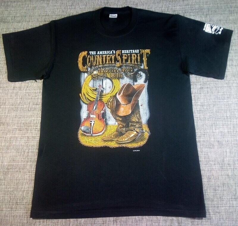 T-Shirt - L - "Country Spirit 1806" Avec "Violoncelle, Botte, Chapeau, Corde, Fer à Cheval" sur Fond de Lambris Gris et Pailles