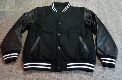 Un Blouson Teddy Noir de "Taille 48/50", avec Manche Simili Cuir, Doublure Intérieure Entièrement en Laine, Deux Poches Latérales.