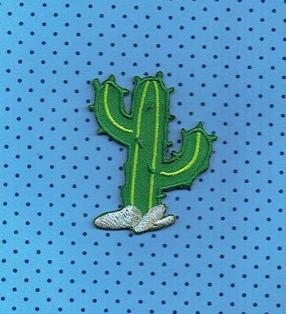 Patch/Écusson Broderie à Coudre - Cathus Vert, Dans la Série Disney, Dimension 5.4 x 4.2 cm