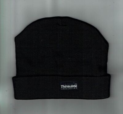 Un Bonnet de Couleur "Noir" avec un Revers et un Logo "Thinsulade Insulation", pour Taille unique.