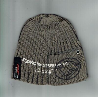 Un Bonnet de Couleur "Camel" avec une Déco Logo CPLC, pour Taille unique