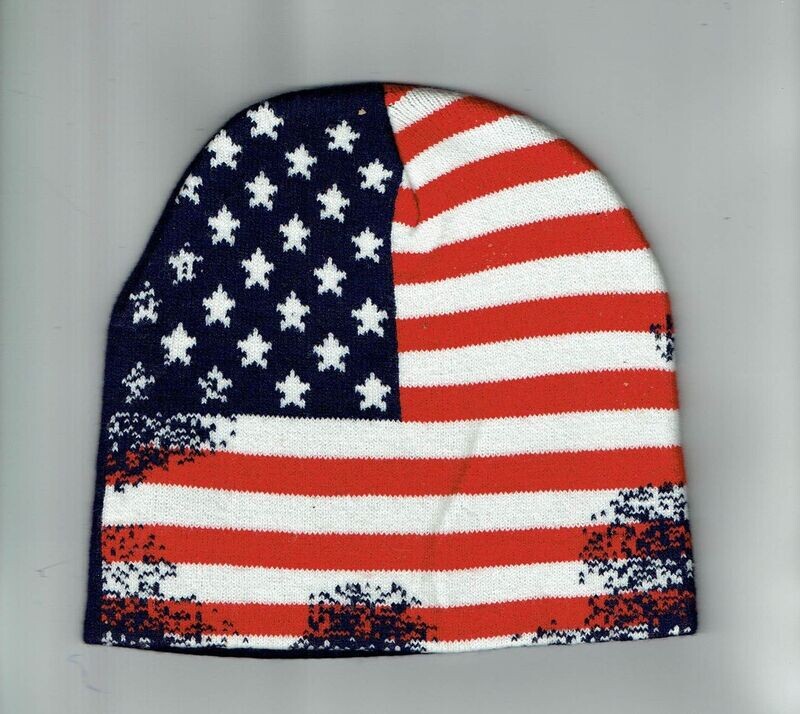 Un Bonnet de couleur Noir, avec un motif "Drapeau Américain" sur la moitié du bonnet