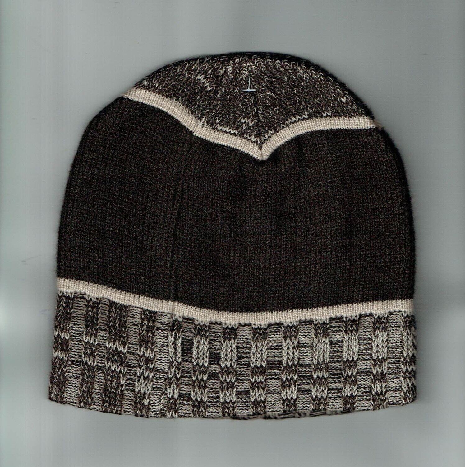 Un Bonnet "Marron" avec une Déco Rayure Marron/Camel et sa Doublure Polaire, pour Taille unique