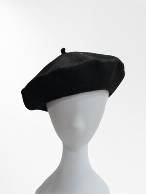 Un Style Parisien, "Le Béret",  De Couleur Noir Unique