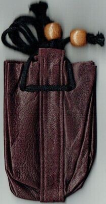 Porte-Monnaie 105, un style "Bourse Fourre-Tout" pour vos pièces et vos billets plier en 4 de Couleur "Cuir Marron foncé".