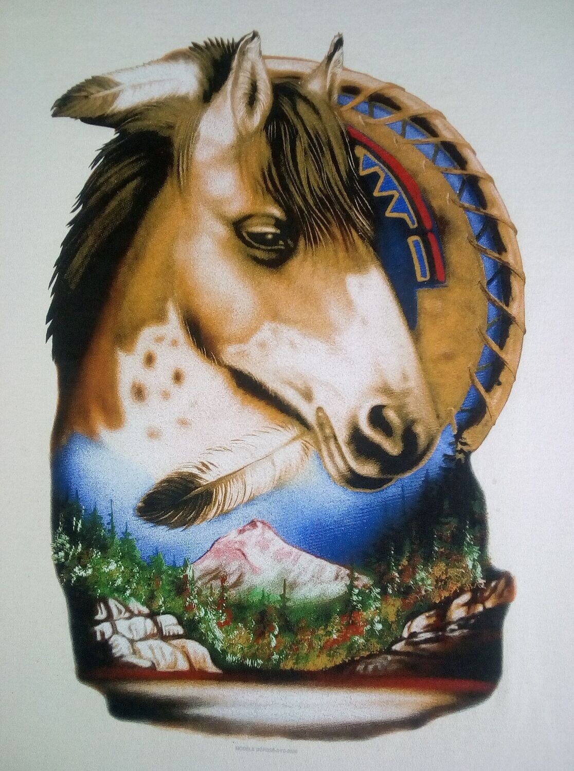 T-SHIRT - M - Portrait de Cheval Camel Indien et un Collier à 2 Plumes sur  Montagne