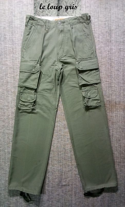 Pantalon Militaire Vert Militaire Uni avec 7 Poches - H105 E70 cm - Taille 38/40 cm