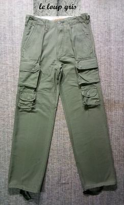 Pantalon Militaire Vert Militaire Uni avec 7 Poches - H105 E70 cm - Taille 38/40 cm