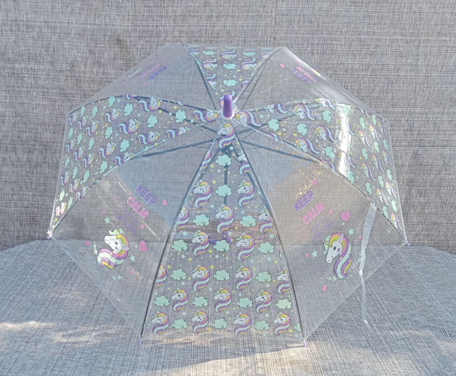 Parapluie Enfant Transparent avec impression de Licornes & Logo "Keep Caln and Be Unicorn - Poignée Violet & Envergure de 70 cm