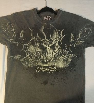T-Shirt - S - Crâne Entourés de Branches et Feuilles "Miami Ink" et Croix sur Fond Gris