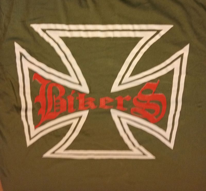 T-Shirt - L - En Recto Petite Croix Blanc avec Logo "Biker Blanc" et en Verso Grande Croix Blanc avec Logo "Bikers Rouge".