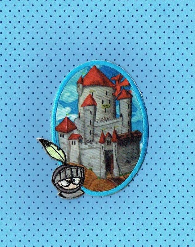 Patch/Écusson Broderie à Coudre - Portrait d'un Chevalier et son Château au Toiture Rouge sous un Fond d'un Ciel de Nuage, Dimension 9.8 x 7 cm