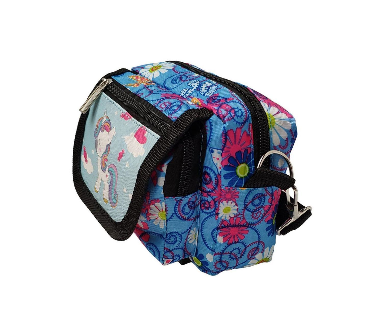 Une Pochette Enfant avec une "Licorne Blanc" avec une Déco Représentants des Fleurs, Spirales Diverses sur un Fond de Couleur "Bleu", en Dimension de 15 x 12 cm.