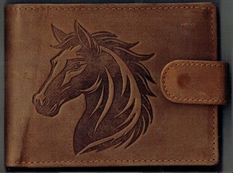 Porte-Feuille 156 Imprimé "Portrait de Cheval" - Cuir de Vachette - Camel Vieillie - Système RFID Horizontal