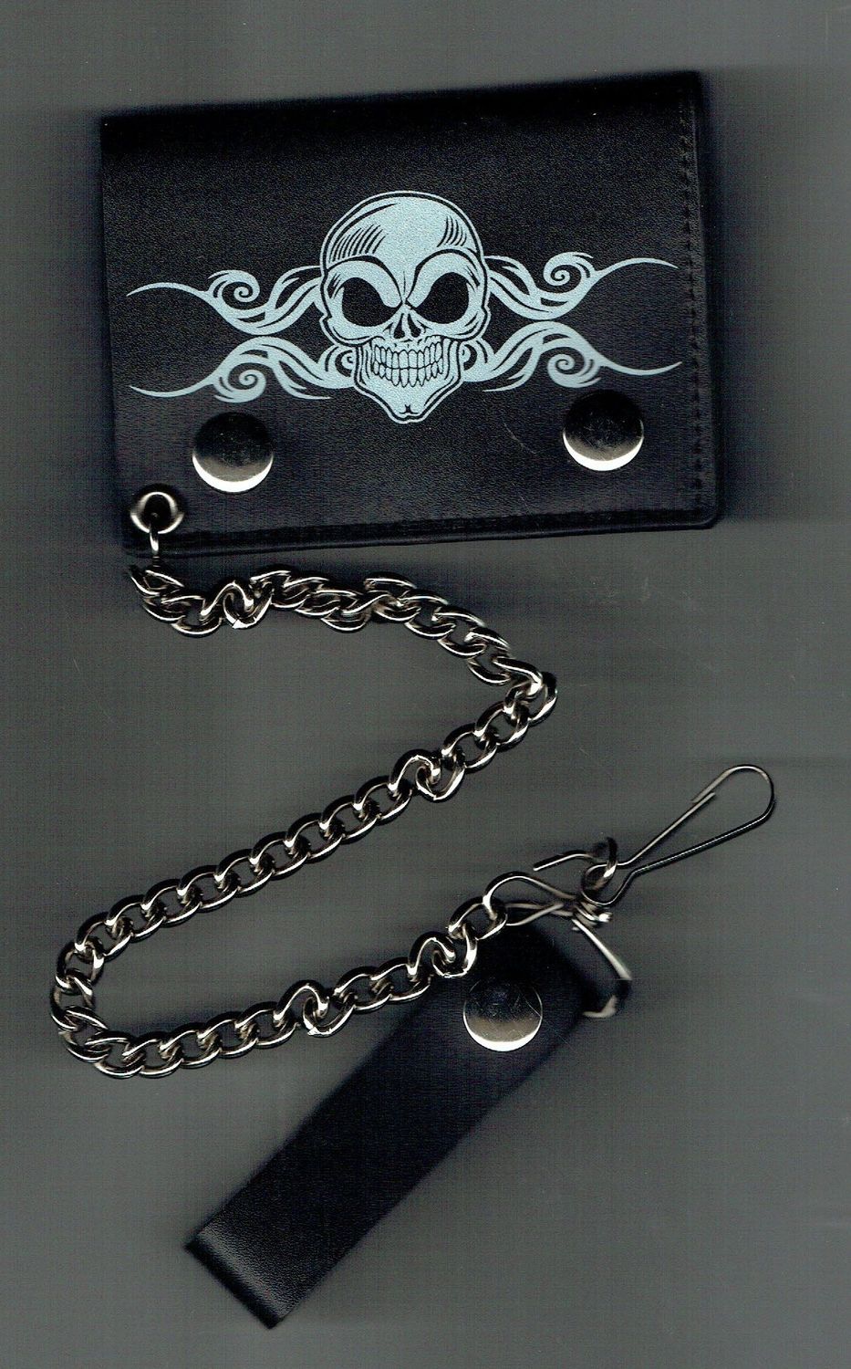 Porte-Feuille, "Crâne Blanc Souriant" avec Chaîne de Ceinture, de 35 cm, Cuir Noir Rigide de Vachette, Vertical