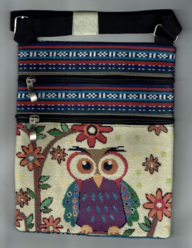 Une Pochette en Bandoulière, avec imprimé d'un "Hibou",  idéale pour les petits Fourre-tout Papier, en Dimension de 195x235 mm