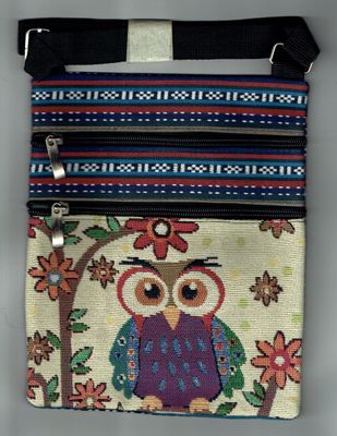 Une Pochette en Bandoulière, avec imprimé d'un "Hibou",  idéale pour les petits Fourre-tout Papier, en Dimension de 195x235 mm