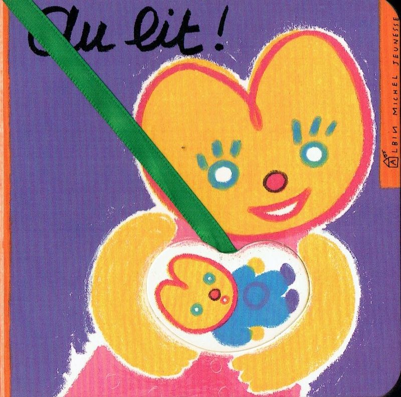 Collection Passe-Partout, Collection Passe-Partout, "au lit", votre enfant déplace le bébé de page en page... On explique comment le bébé doit aller...