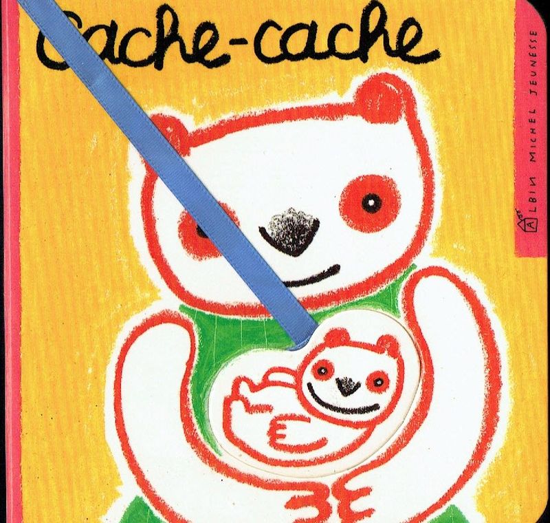 Collection Passe-Partout, Collection Passe-Partout, "Cache-Cache", votre enfant déplace le bébé de page en page... On explique comment le bébé doit se cacher...