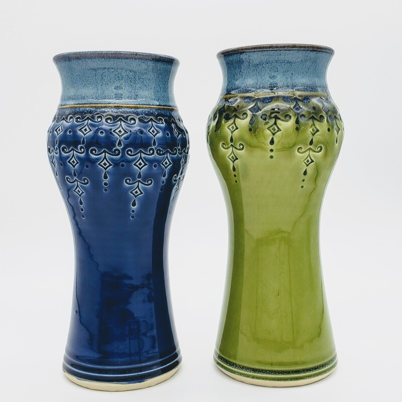 Large Amphora Vase with Half Pattern