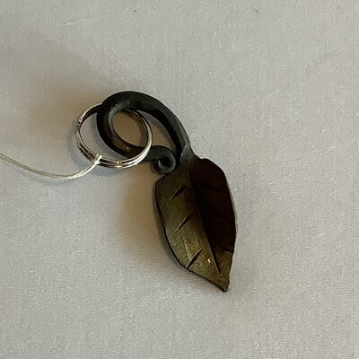 Key chain leaf