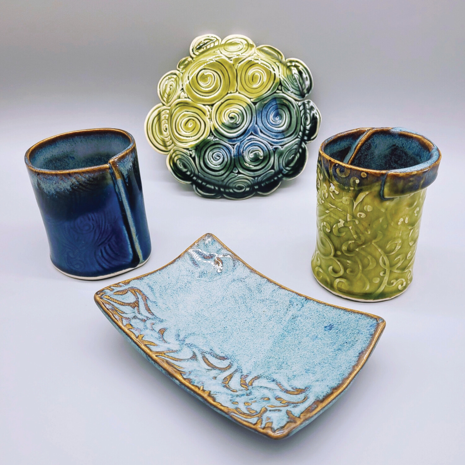 Beginner Handbuilding, Dates and Times: April 30th to June 18th Saturdays from Noon to 2pm