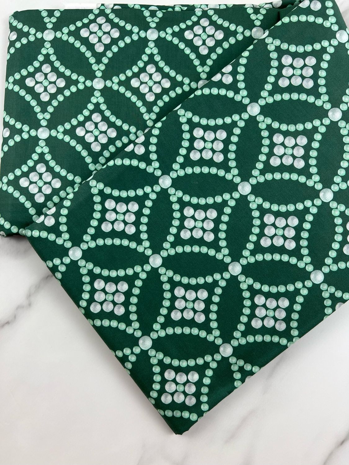 Tana Lawn Cotton - Pearls Chain Green