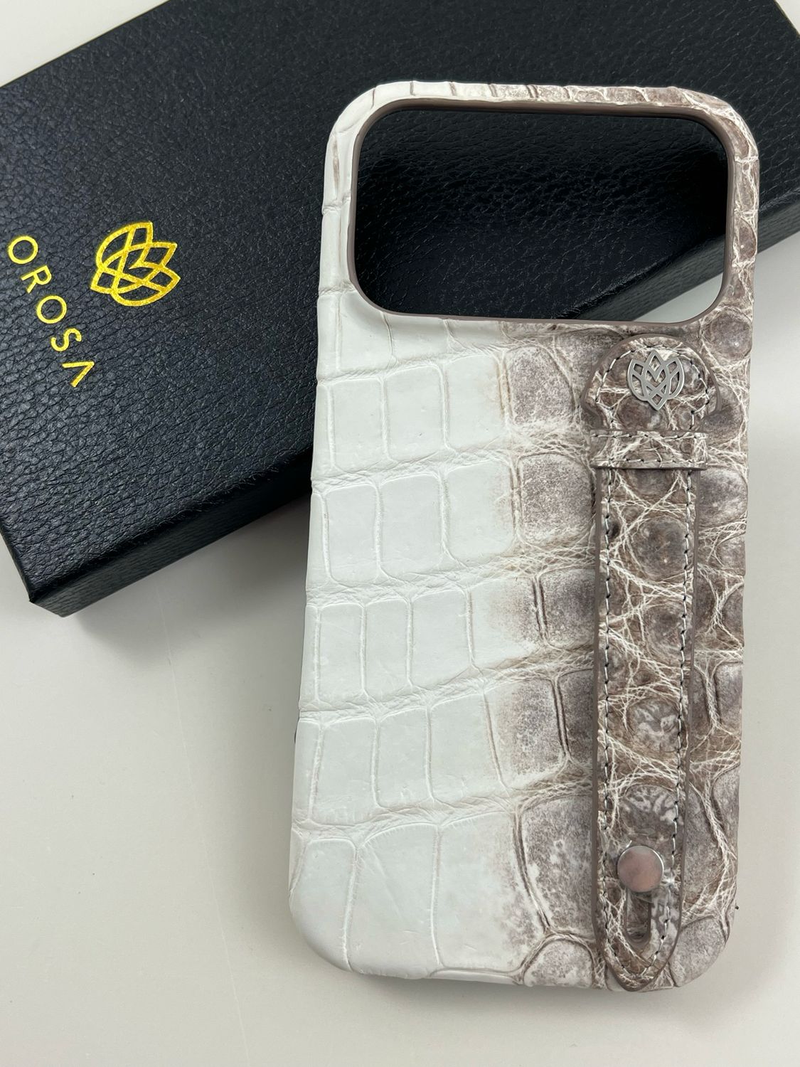 Himalayan Leather iPhone 17 Pro Case